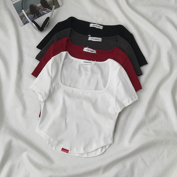 Áo croptop IPPO - 10505